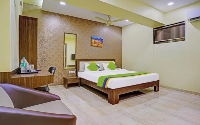 Treebo De Grandeur Anand Nagar