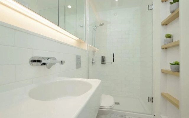 Waterfront Victoria - Rooftop Patio BBQ GYM