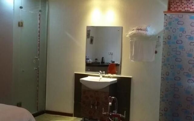 Theme Was Love Jiangwan Branch