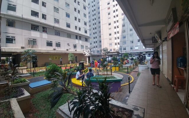 Contemporary Studio Apartment at Gading Nias Residence