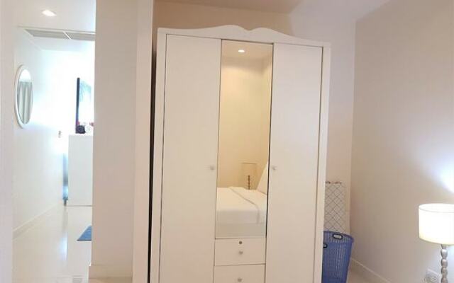 Kb Apartments 1 Karon Beach By Phr
