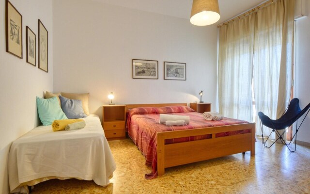 Beautiful Apartment in Viareggio With 3 Bedrooms and Wifi