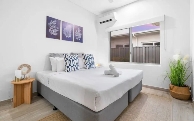 Zenhouse Solstice Designer 4-br Executive Retreat