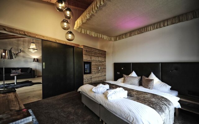 alpslodge LIFE.STYLE.HOTEL.FISS