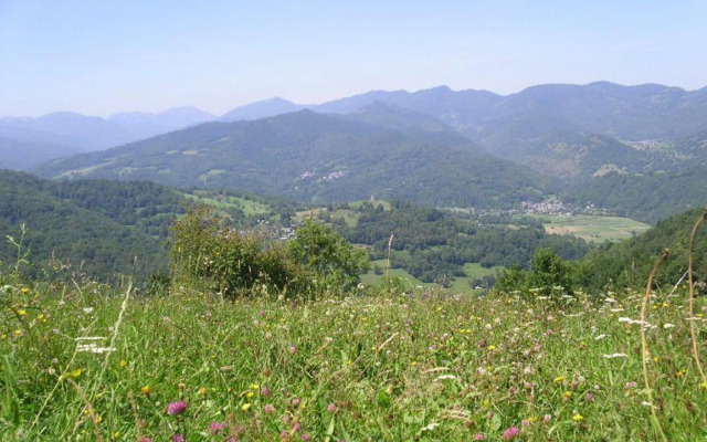 Au détour Du Larrech