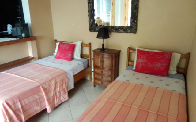 CHEZ LORNA 3 nights or plus