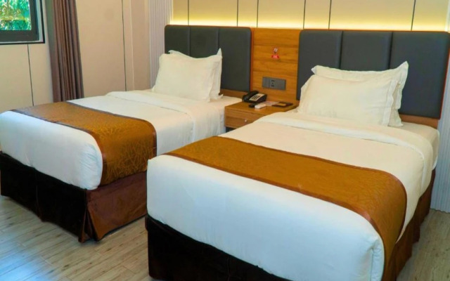 Vienna Hotel (Newly Renovated 2025)