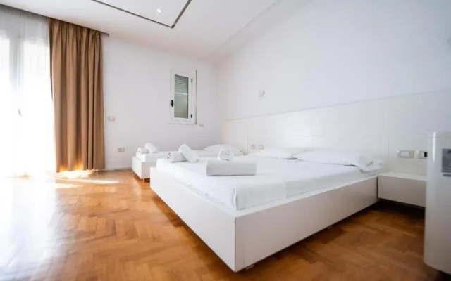 Thea Hotel