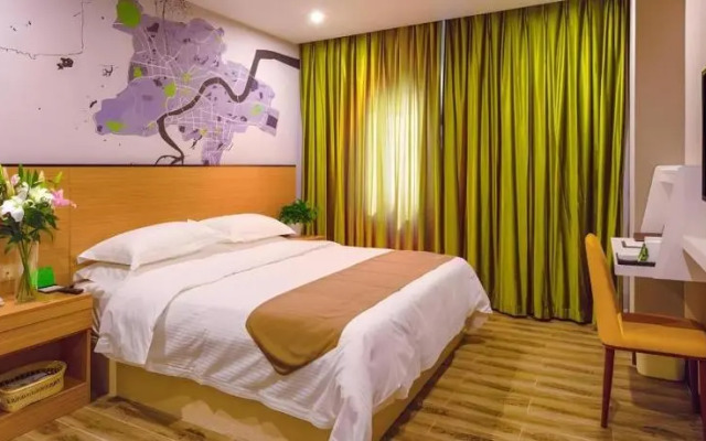 Vatica Hangzhou Xiasha Media College Hotel