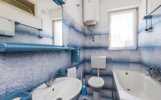 Stunning Home in Barbat With Wifi and 3 Bedrooms