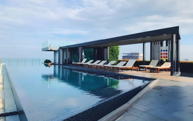 Sea View 2 Bed Room at Great Location