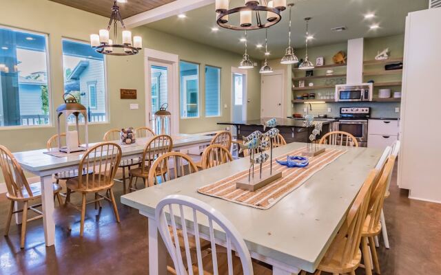 Bella Mar 69 by RedAwning