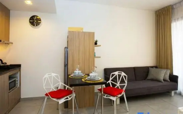 Unixx Phratumnak Stylish 1-BR Free Electricity