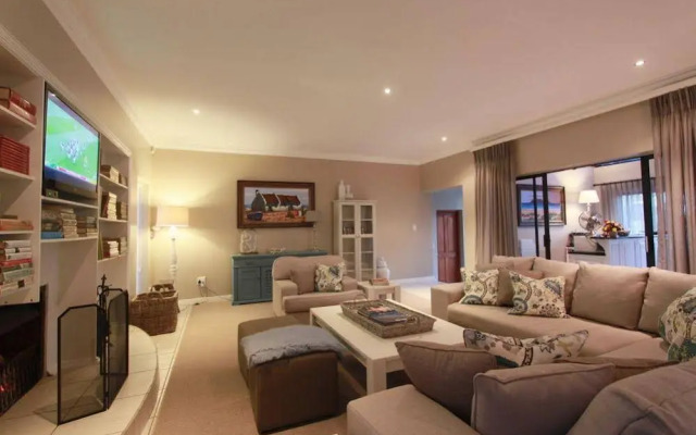 Sunset Beach Lodge & Spa