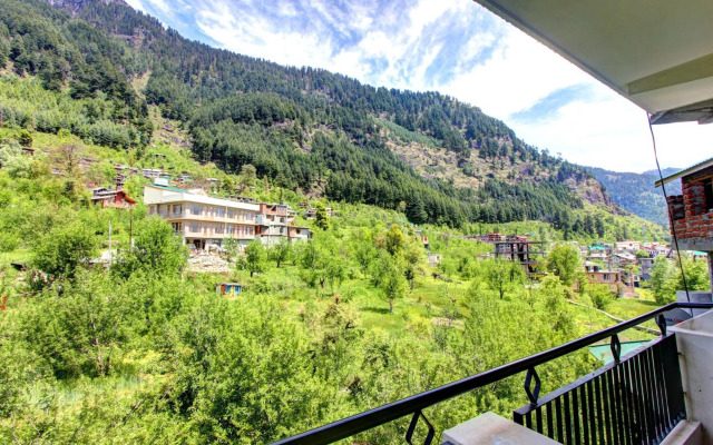 Hotel Monarch Residency Manali