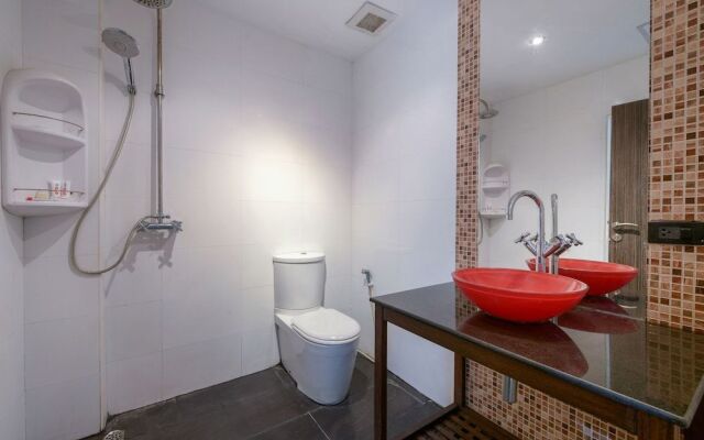 OYO 316 Cozy Rooms@Reader's