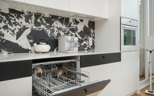 Retro Apartment in Wroclaw by Renters