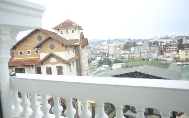 Tien Chau Hotel Da Lat