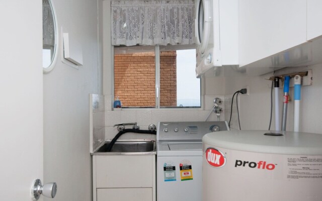 Kiah, Unit 8/53 Victoria Parade