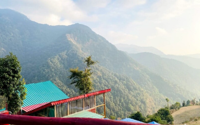 Elwood Resort Pangot