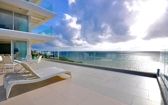 Spectacular Oceanview Penthouse