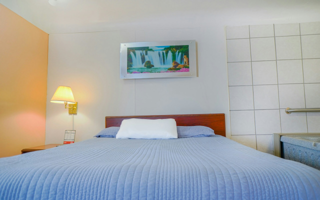 Bay Motel By OYO Bay City