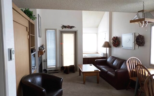 Summit at Granby Resort by RMG