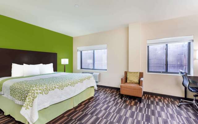 Days Inn & Suites by Wyndham Jamaica JFK Airport