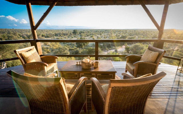 Makumu Private Game Lodge