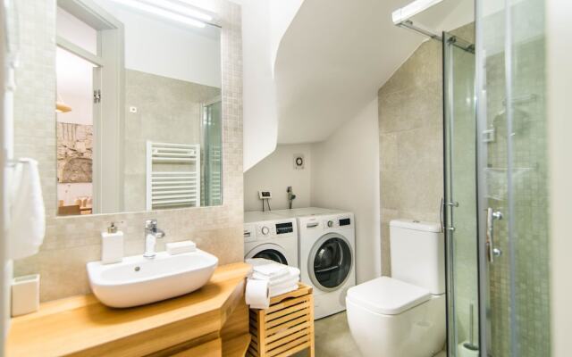 Completely Renovated Traditional Istrian Stone House Villa Bale-valle
