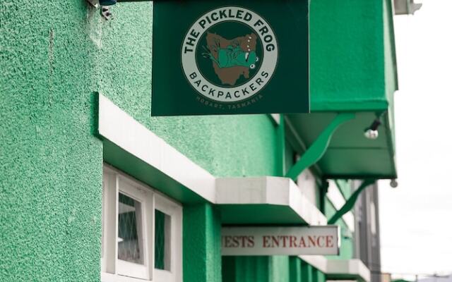 The Pickled Frog - Hostel