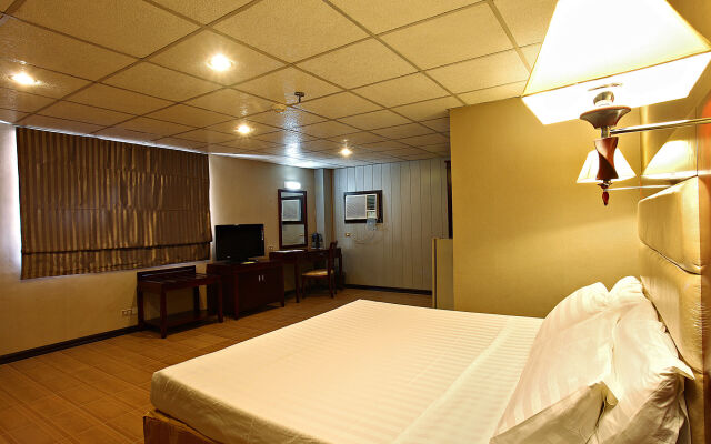 Star Plaza Hotel