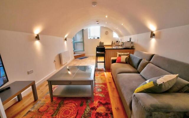 Pell Dell Apartment