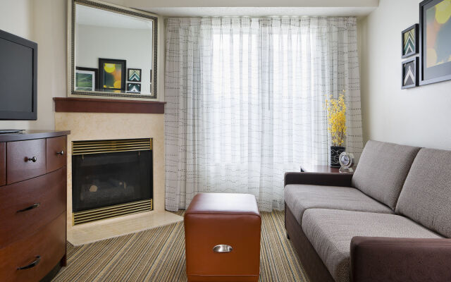 Residence Inn Houston The Woodlands / Lake Front Circle