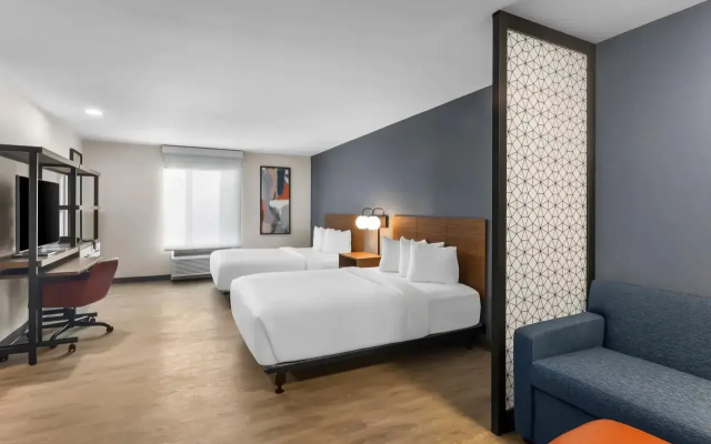 Everhome Suites Clarksville Ft. Campbell Area by Choice Hotels