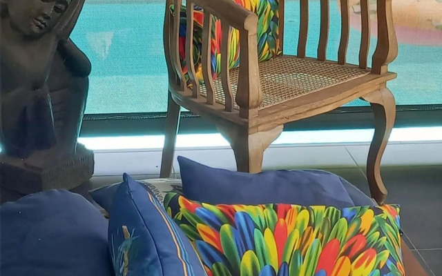 Suite INDIGO JACUZZI PRIVE PISCINE VUE MER acces cuisine laverie