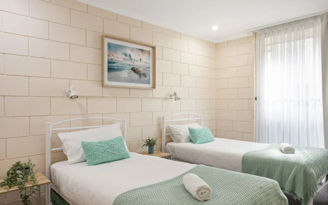 Penguin Mews Merimbula – Guest Rooms – Merimbula