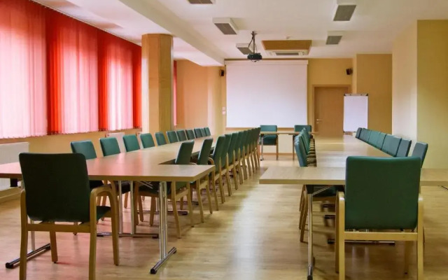 Hotel Łabędy