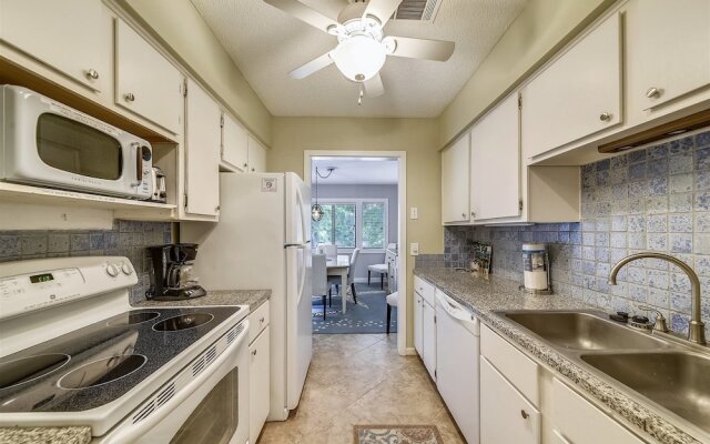 2314 Racquet Club Villa