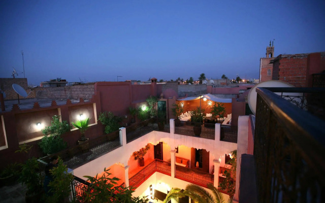 Riad Fabiola et Spa By La Siredrah
