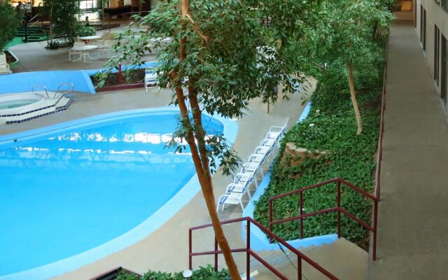 Townhouse Hotel Grand Forks