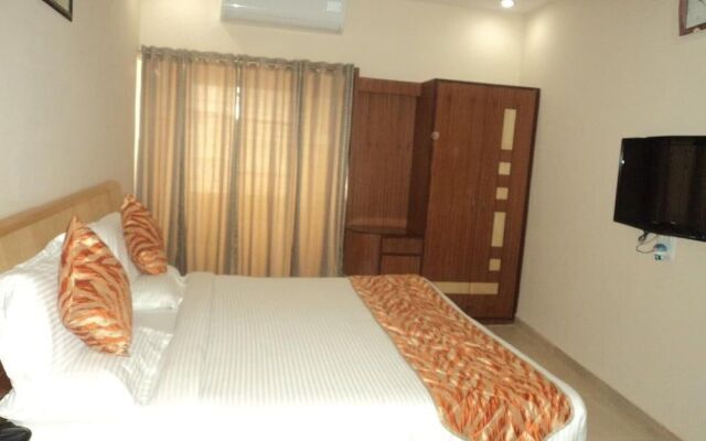 Hotel Vinayak Palace