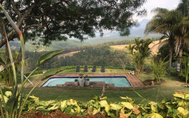 Granny Dots Country Spot