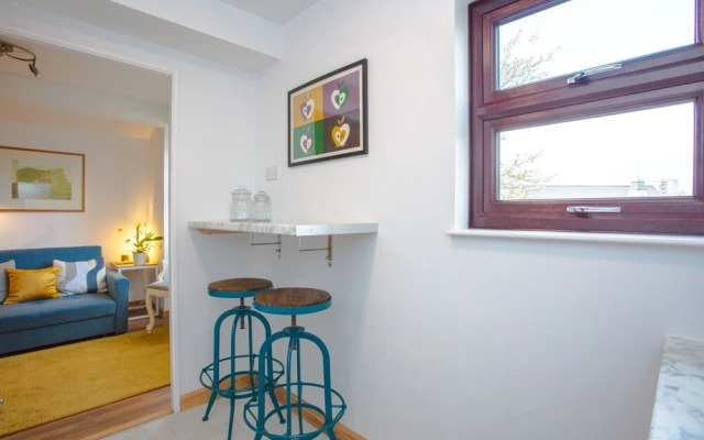 Stylish Studio Flat in West Kensington