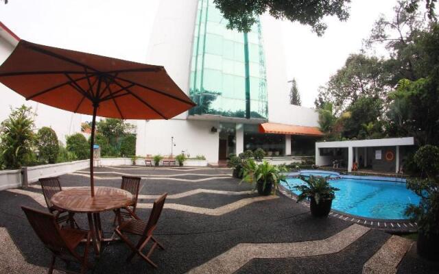Hotel Pangrango 3