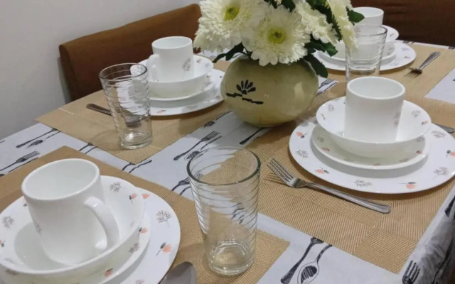 Paranaque SM-Sucat Field Res. Bldg 5, 2/F, 2BR with Balcony