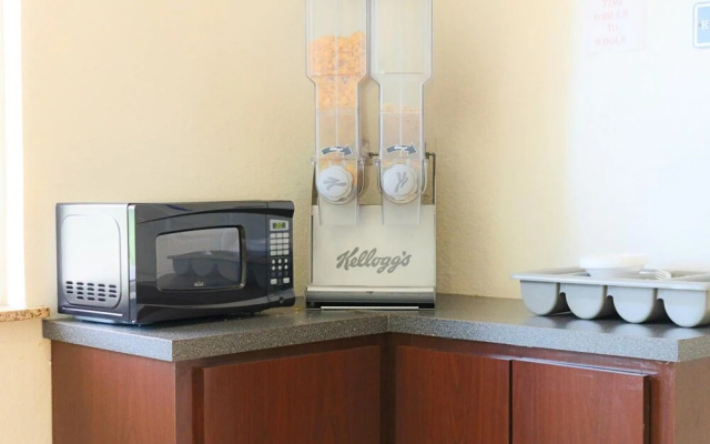 Symphony Inn and Suites