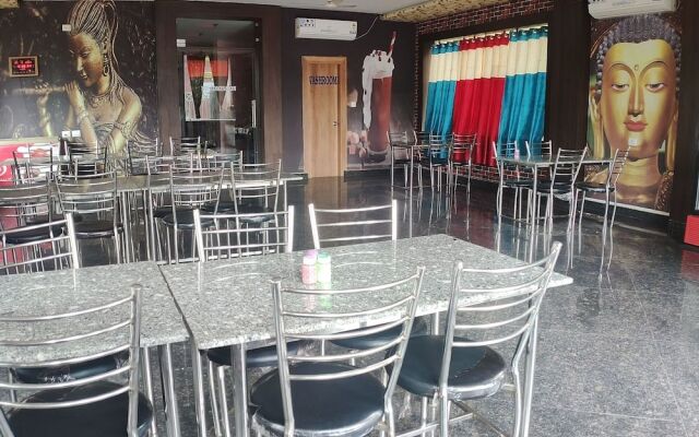 Hotel Omm Palace
