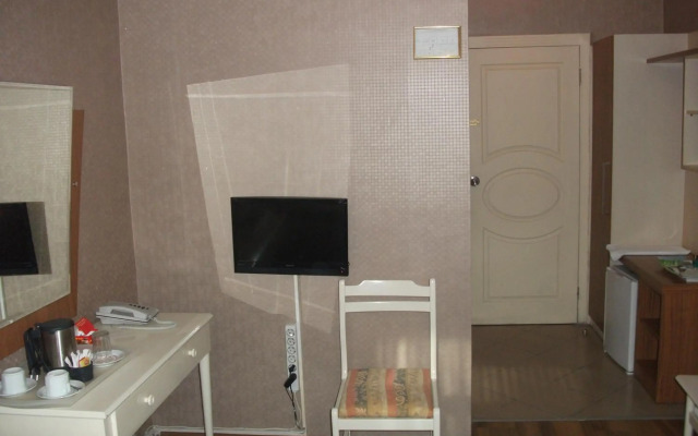 Tac Hotel