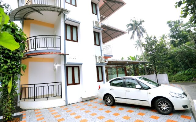 Base9 Airport Hotel